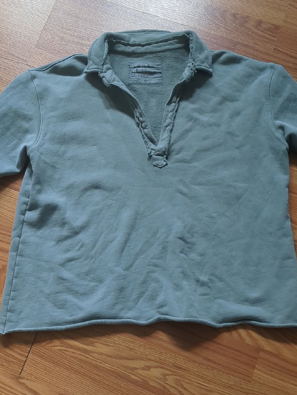 Frank & Eileen Patrick Popover V Neck Sweatshirt - Picture 6 of 13